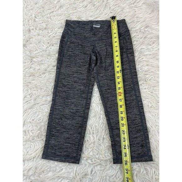 Old Navy Active Womens Leggings Grey Size Small Athletic Yoga Stripe Go-Dry - Picture 3 of 8